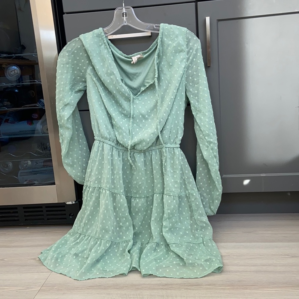 H&M Green long sleeve dress - Size S